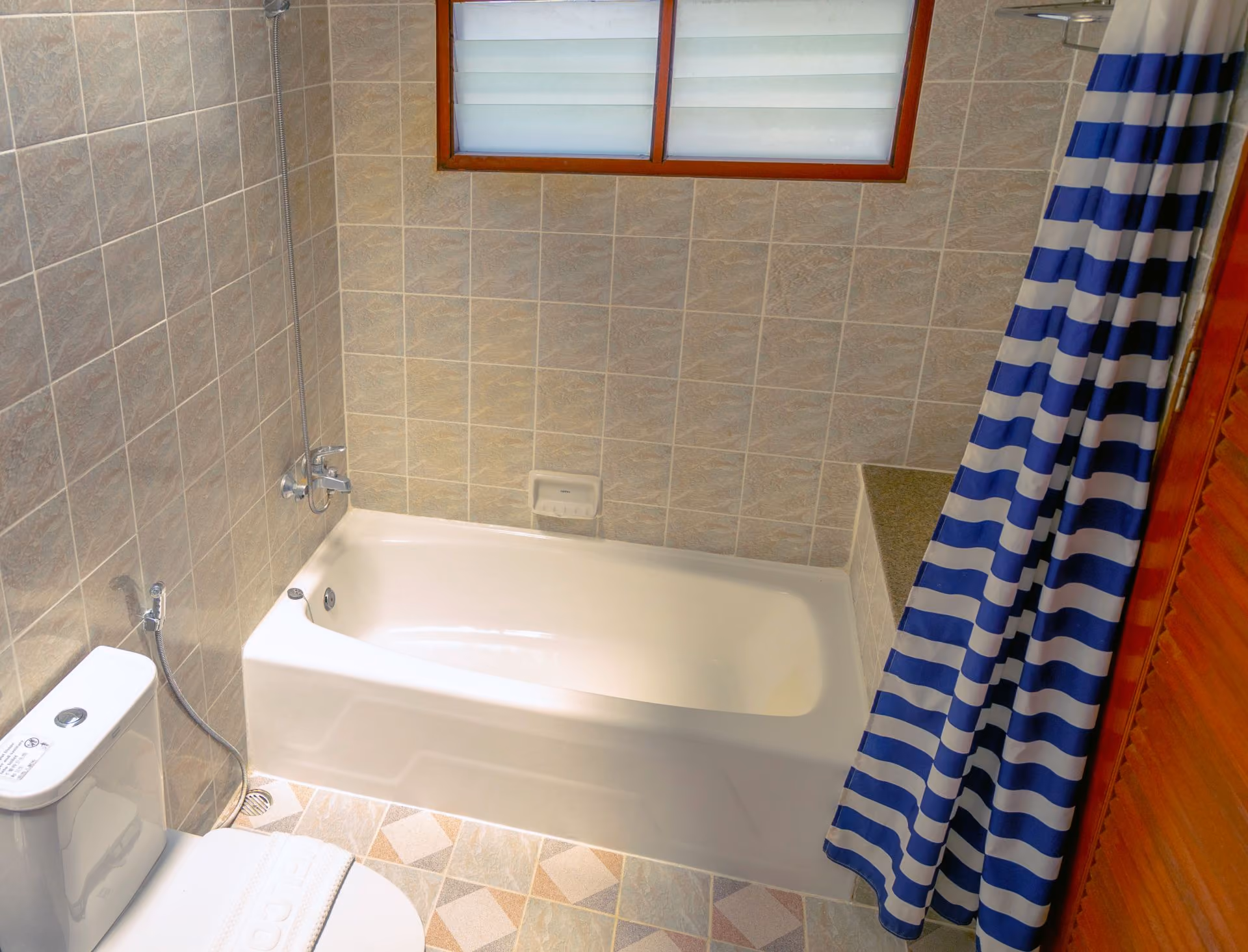 Deluxe Seaview Villa — view 4