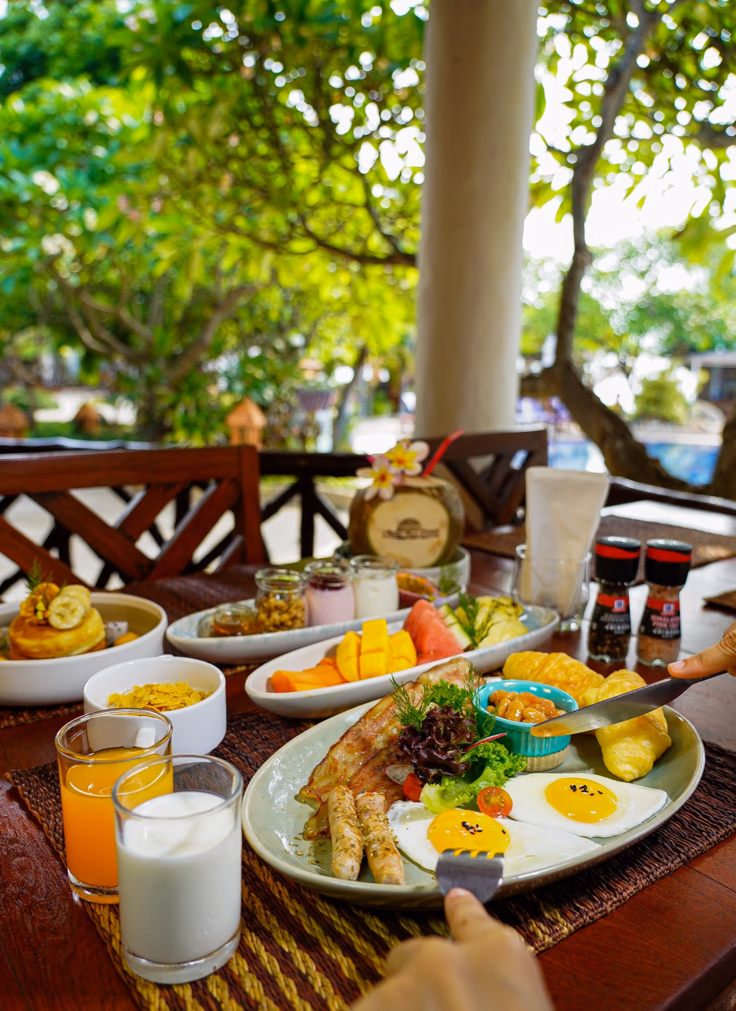 Restaurant — Breakfast 5