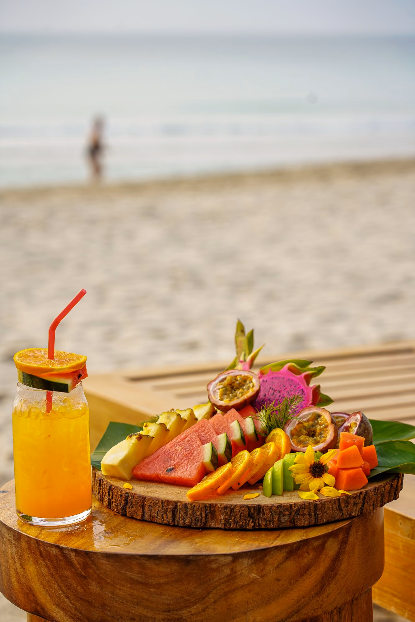 Beachfront Bar — Fruit platter on the beach 5