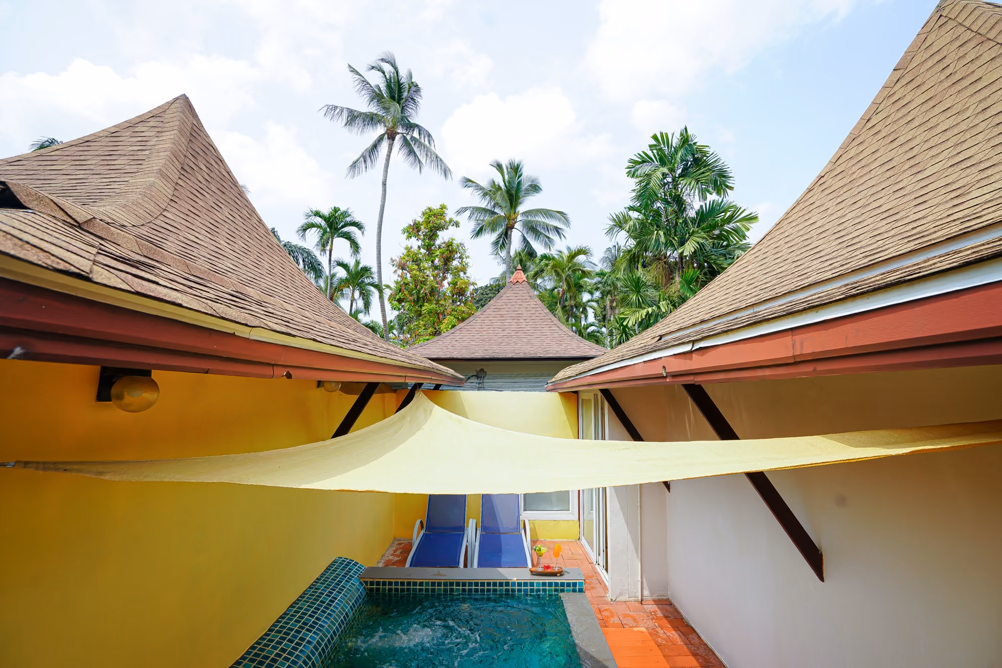 Honeymoon Plunge Pool Villa — Private pool 1